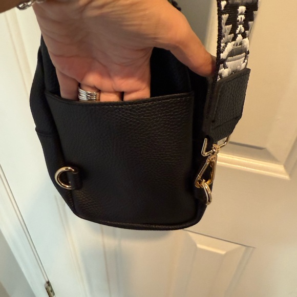 Simply Southern Crossbody bag - Picture 2 of 11